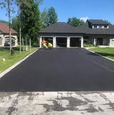 Best Driveway Snow Removal Preparation  in Larimore, ND